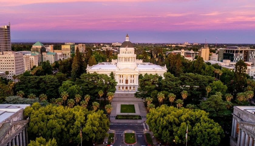 Edificio del Capitolio del estado en Sacramento