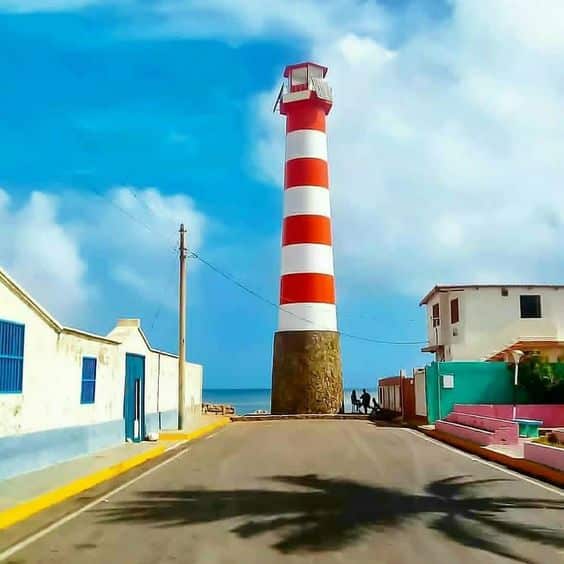 Faro de la playa Adícora 