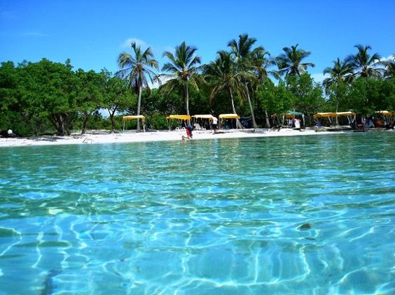 Cayos de arena y manglar del Parque Nacional Morrocoy